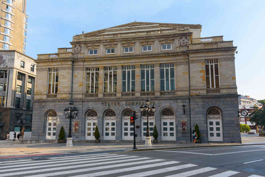 Oviedo 044 - teatro Campoamor.jpg